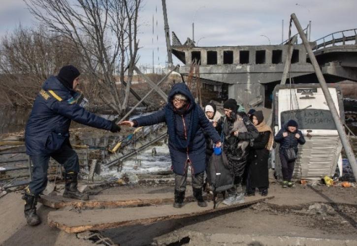 Ουκρανία: Τουλάχιστον 200-300 άμαχοι και 50 Ουκρανοί στρατιώτες σκοτώθηκαν στο Ιρπίν