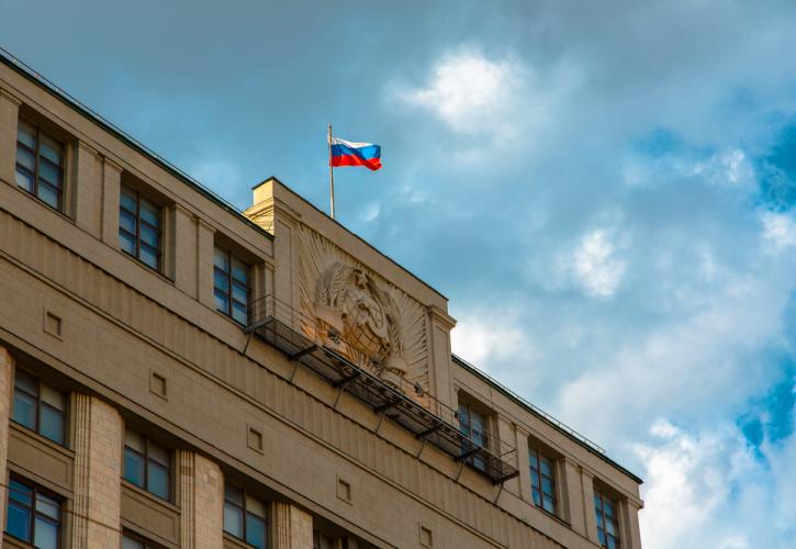 Ρωσία: Ψηφίστηκε ο νόμος που επιτρέπει κατάσχεση περιουσίας για όσους «δυσφημούν» τον στρατό