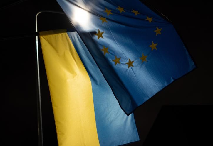Η ΕΕ προς συμφωνία για την κοινή προμήθεια πυρομαχικών για την Ουκρανία