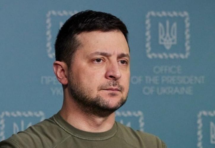 Ζελένσκι: Η Ουκρανία «είναι μέρος του ελεύθερου κόσμου» απέναντι στην απομονωμένη Μόσχα