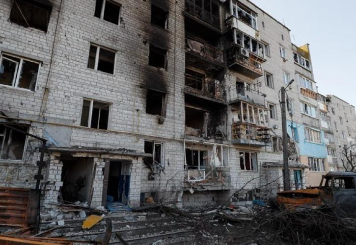 Ουκρανία: Τουλάχιστον τρεις άμαχοι νεκροί από αεροπορική επιδρομή στην πόλη Λισιτσάνσκ