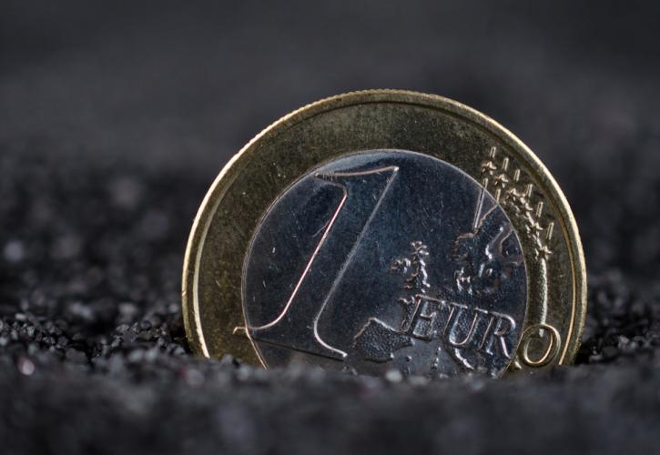 Δημοσκόπηση Bloomberg: Η Γερμανία θα παρασύρει σε ύφεση ολόκληρη την Ευρωζώνη