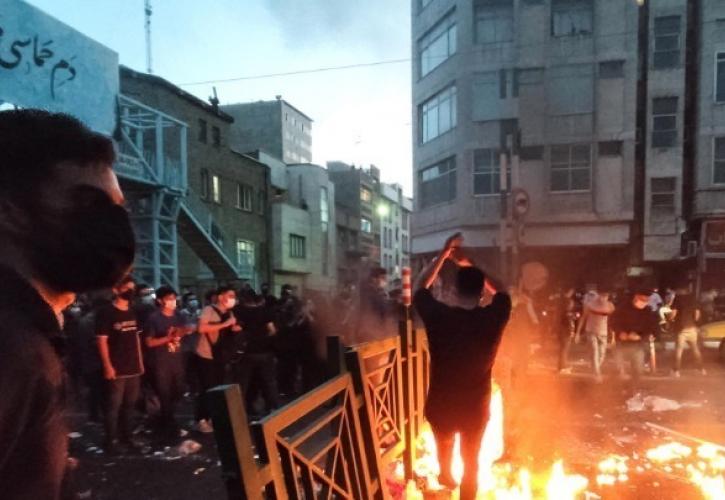 Ιράν: 10η ημέρα διαδηλώσεων - «Καμία επιείκεια», προειδοποίησαν οι αρχές