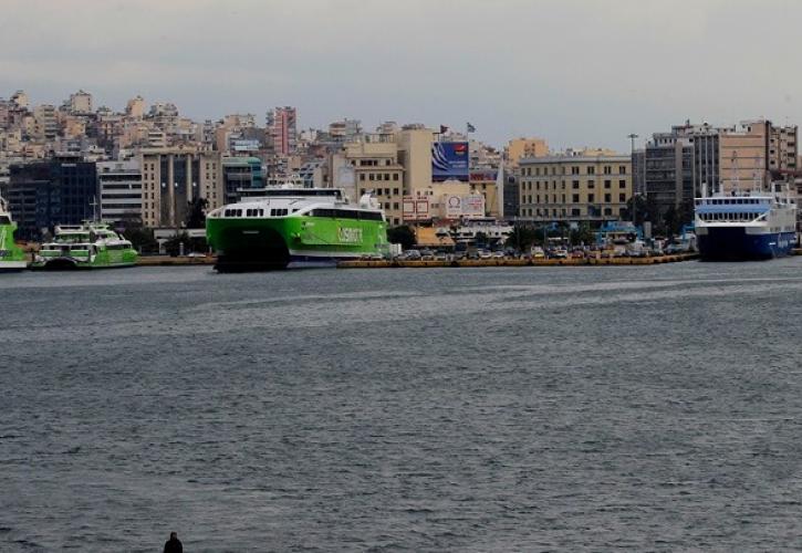 Πασχάλης (ΣΕΕΝ): Η ανανέωση του ελληνικού ακτοπλοϊκού στόλου μπορεί να γίνει μόνο με νεότευκτα πλοία