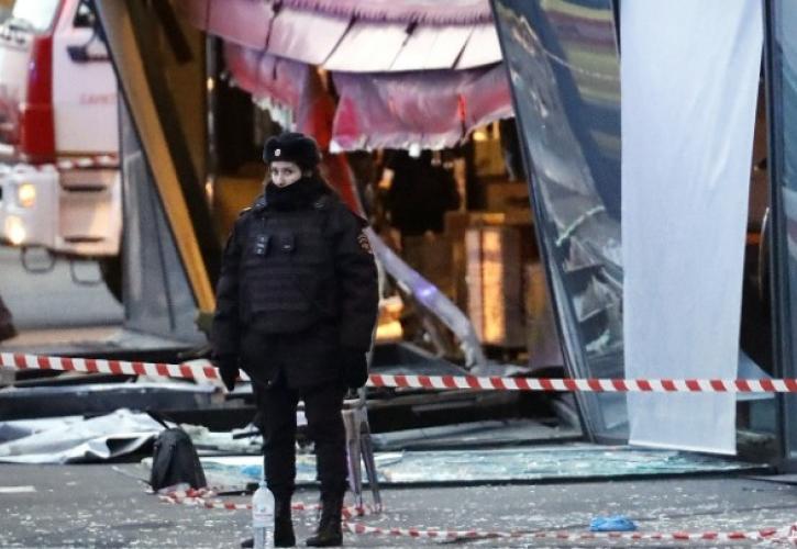Για τρομοκρατία κατηγορείται η φερόμενη ως ύποπτη για την έκρηξη σε καφέ της Αγίας Πετρούπολης