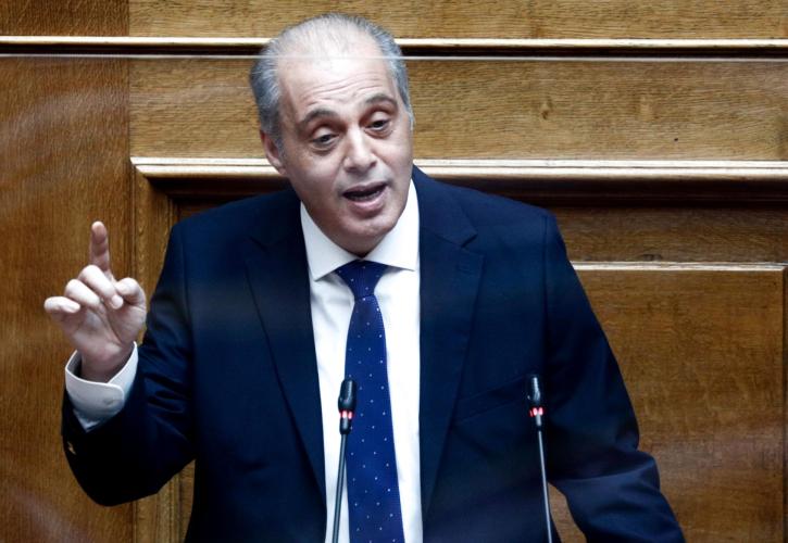 Ελληνική Λύση: Καλεί τα κόμματα της αντιπολίτευσης να καταθέσουν από κοινού πρόταση μομφής κατά της κυβέρνησης