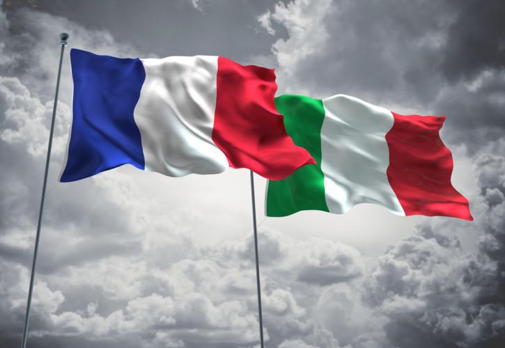 Το Παρίσι «μαζεύει» τις δηλώσεις Νταρμανέν για την Ιταλία - «Πισώπλατη μαχαιριά, μας προσέβαλε» λέει ο Ταγιάνι