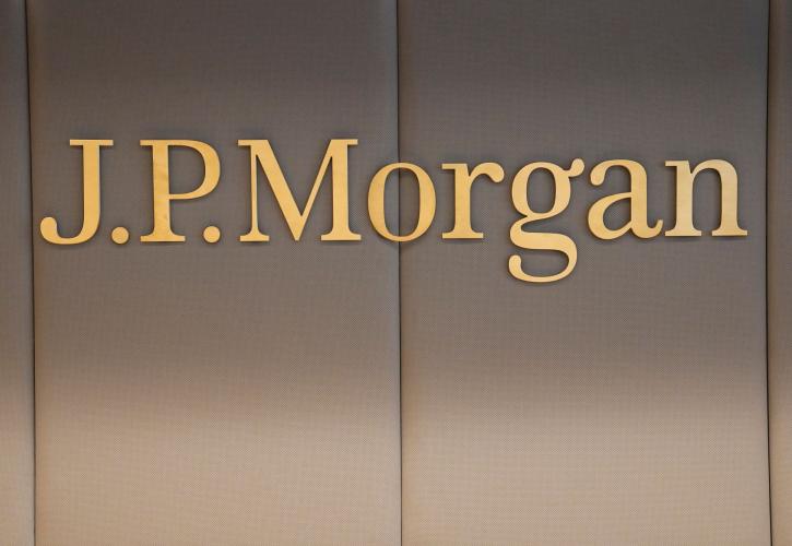 Η JPMorgan διαψεύδει ότι ο Ντάιμον στηρίζει Τραμπ