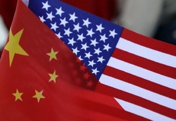 «Οι ΗΠΑ δεν θα επιδιώξουν ποτέ να αποσυνδεθούν οικονομικά από την Κίνα» διαβεβαιώνει η υπ. Εμπορίου