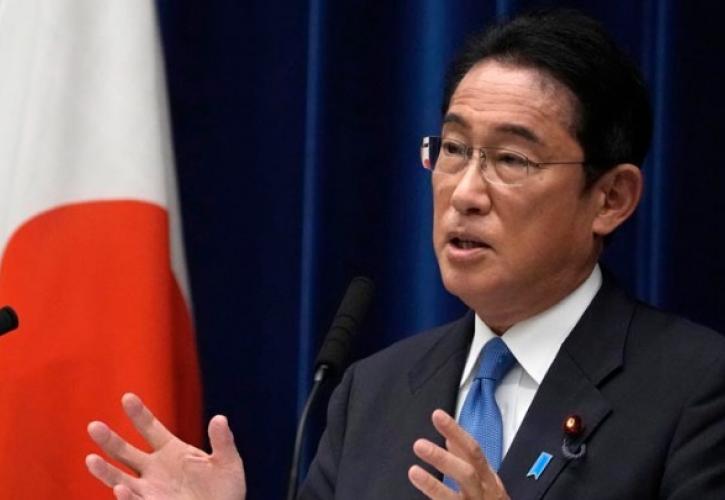 Στη Φουκουσίμα ο Ιάπωνας πρωθυπουργός για να καθησυχάσει τους αλιείς για τα ραδιενεργά ύδατα