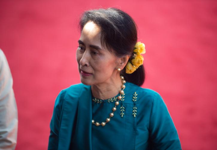 Μιανμάρ: Μερική χάρη έλαβε η Αούνγκ Σαν Σου Τσι