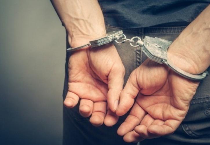 Θεσσαλονίκη: Σύλληψη δύο ανδρών για ναρκωτικά και όπλα