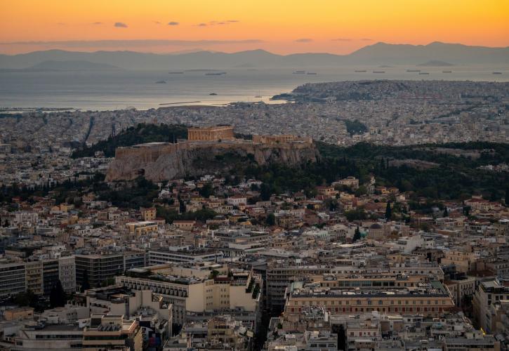 Airbnb: Τέλος διαμονής σε 170.000 ακίνητα - Σε ποια εισοδήματα θα επιβάλλεται ΦΠΑ