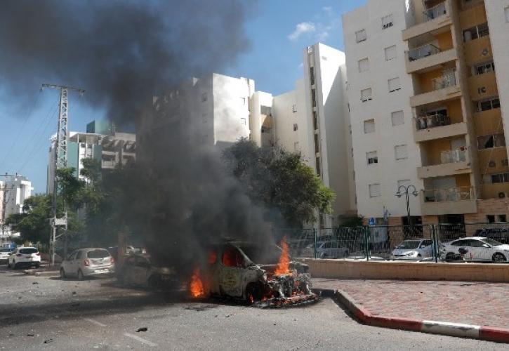 Ισραήλ: Είναι πόλεμος- Αυξάνονται οι νεκροί- Η Χαμάς κρατά Ισραηλινούς ομήρους