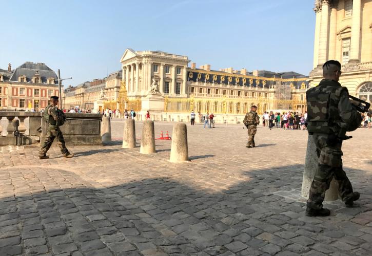 Νέος «συναγερμός» στη Γαλλία - Εκκενώνονται ξανά οι Βερσαλλίες
