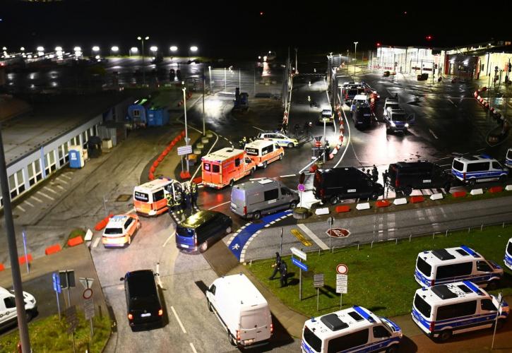 Αμβούργο: Συνεχίζεται το θρίλερ στο αεροδρόμιο με ένοπλο τουρκικής καταγωγής
