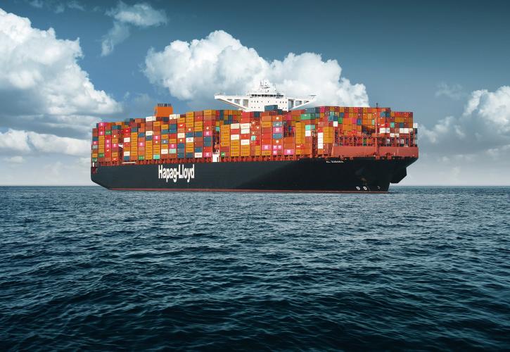Hapag-Lloyd: Aναστέλλει τις διελεύσεις πλοίων της στην Ερυθρά Θάλασσα μέχρι τη Δευτέρα