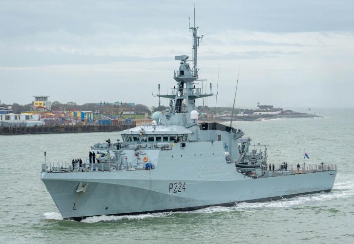 Η Βρετανία στέλνει πολεμικό πλοίο στη Γουιάνα, η Βενεζουέλα καταγγέλλει την «πρόκληση»