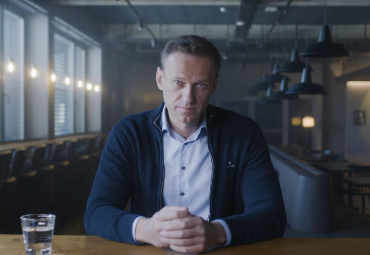 Ο σκηνοθέτης του βραβευμένου με Όσκαρ ντοκιμαντέρ «Navalny»: «Η ιστορία δεν τελειώνει. Μόλις αρχίζει»