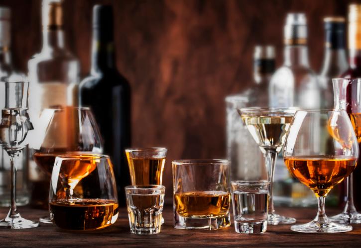Κονιάκ vs τεκίλα: Ποιος κερδίζει τη μάχη στη διεθνή αγορά των αλκοολούχων ποτών