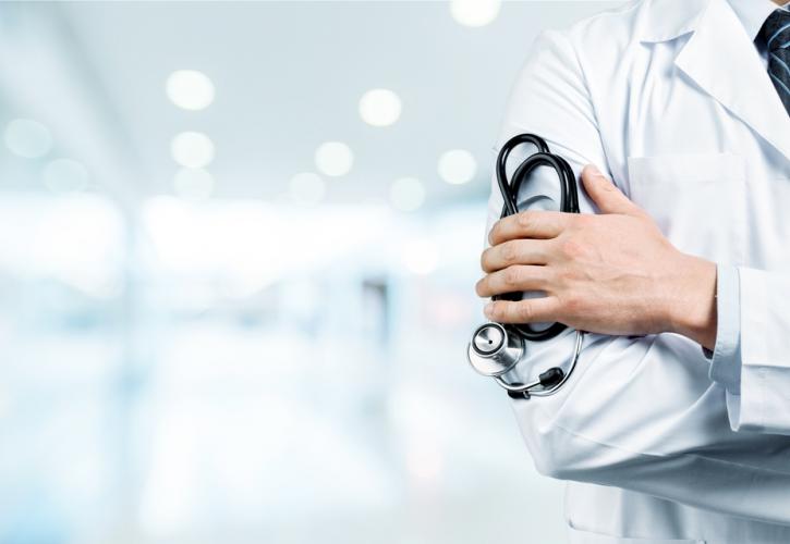 Παθολόγοι: Σοβαρές οι επιπτώσεις του «εντέλλεσθε» σε επαγγελματίες υγείας και ασθενείς