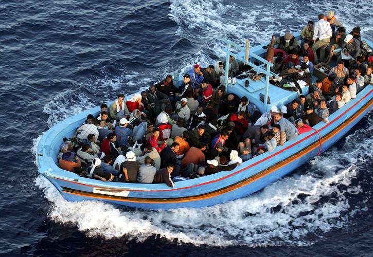 Κομισιόν: Κοινό σχέδιο εφαρμογής για το Σύμφωνο για τη Μετανάστευση και το Άσυλο