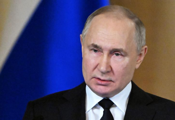 Πούτιν: Άρχισε να φορά αλεξίσφαιρο γιλέκο σε δημόσιες εκδηλώσεις - Αυξάνονται τα μέτρα ασφαλείας