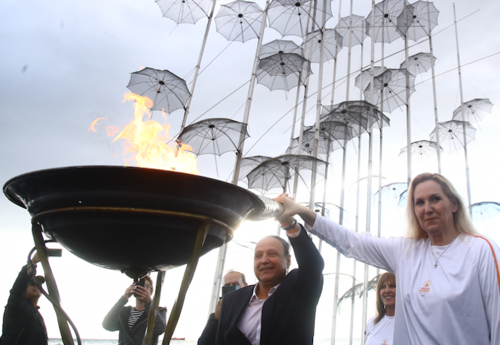 Τη Θεσσαλονίκη φωτίζει η Ολυμπιακή Φλόγα για το «Παρίσι 2024»