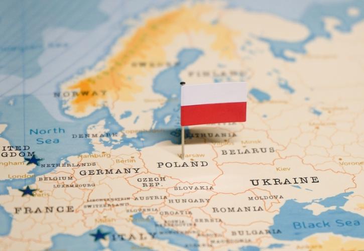 Πολωνία: Επαναφέρει την ουδέτερη ζώνη στα σύνορα με τη Λευκορωσία