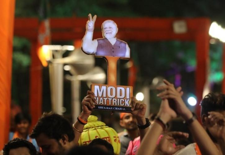 Ινδία: Νίκη για την παράταξη του πρωθυπουργού Μόντι 