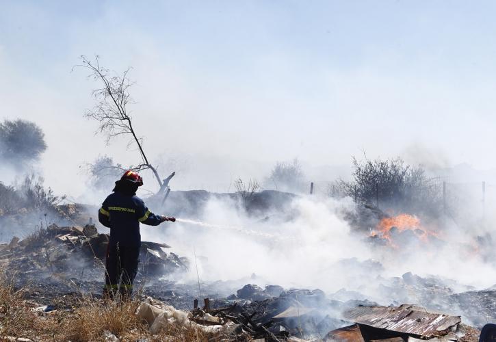 Αργολίδα: Διάσπαρτες εστίες φωτιάς στην Ερμιόνη - Μήνυμα 112 για την Δάρδιζα