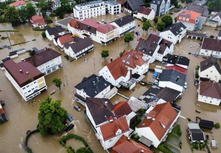 Γερμανία: Ένας πυροσβέστης έχασε τη ζωή του και ένας αγνοείται στις πλημμύρες της Βαυαρίας