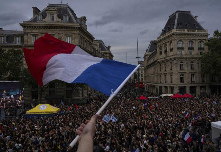 Εκλογές-Γαλλία: Η Λεπέν θα έχει σχετική, αλλά όχι απόλυτη πλειοψηφία στην Εθνοσυνέλευση
