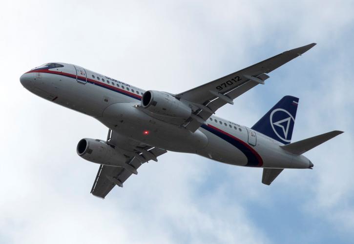 Ρωσία: Συντριβή επιβατικού αεροσκάφους - 3 νεκροί στη Μόσχα