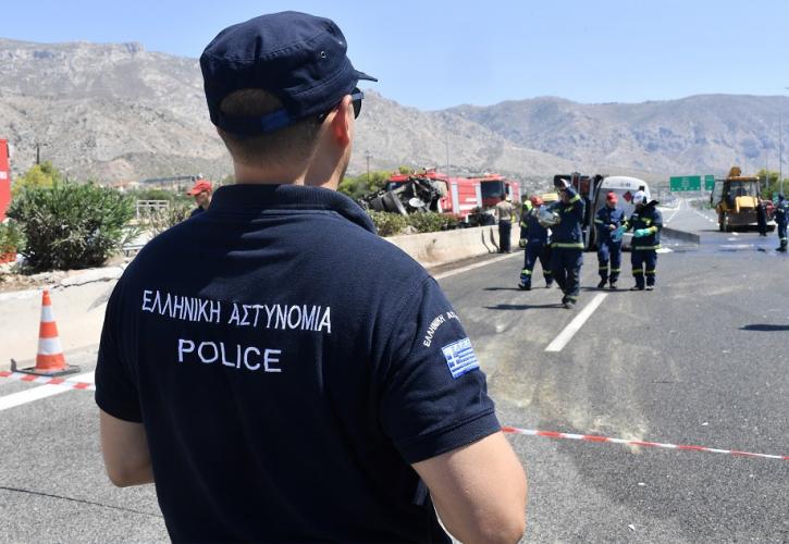 Καραμπόλα 10 οχημάτων στην Αθηνών- Κορίνθου