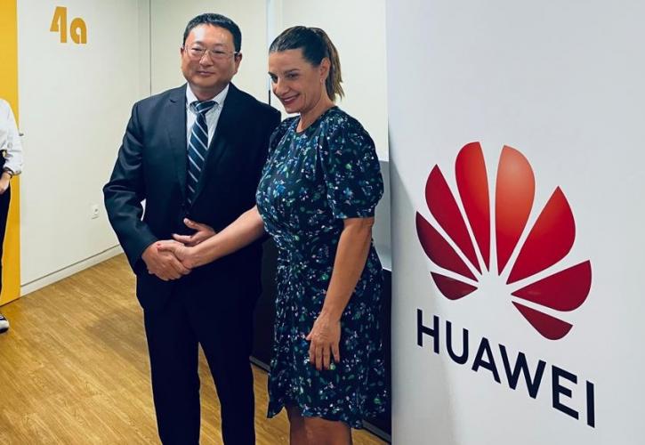 ΔΥΠΑ-Huawei: Συνεργασία για την ενίσχυση της γυναικείας απασχόλησης και τη μείωση του ψηφιακού χάσματος 