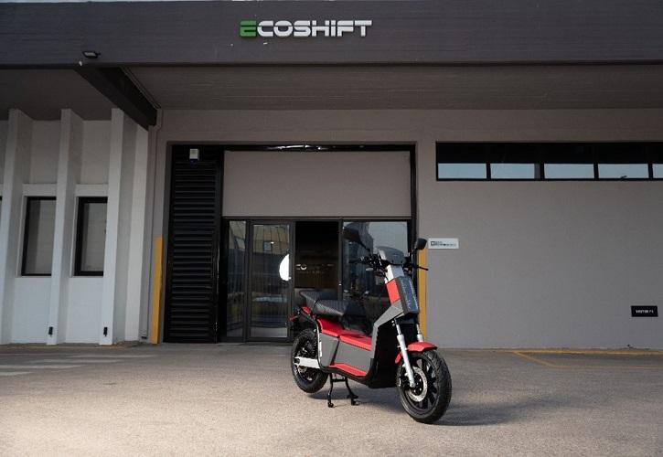 Το πρώτο ελληνικό scooter θα είναι διαθέσιμο από το instacar και τον Όμιλο Πέτρος Πετρόπουλος