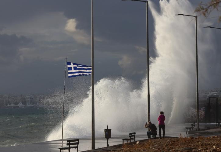 Καιρός: Γενικά αίθριος - 7 μποφόρ στο Αιγαίο