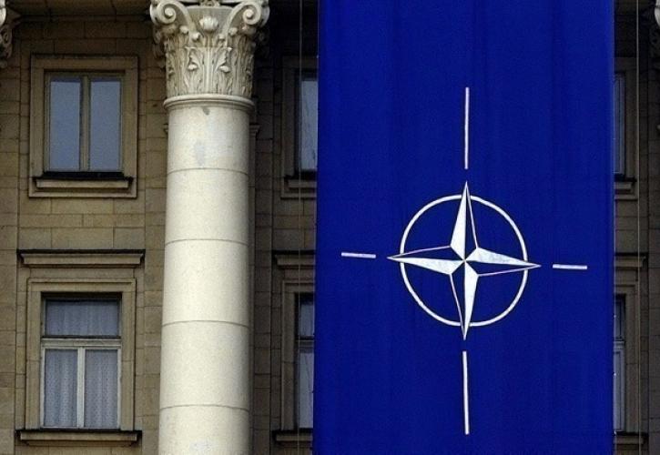 Τσεχία: Υπερκάλυψε το 2024 τον στόχο του NATO για τις στρατιωτικές δαπάνες