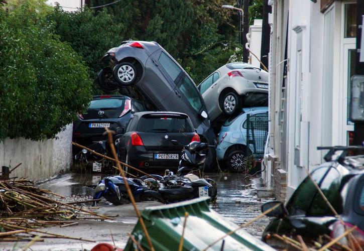 Κακοκαιρία Bora: Ένας νεκρός στη Χαλκιδική από υποθερμία