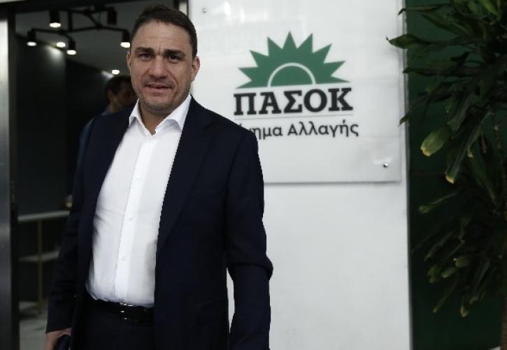 Τσουκαλάς (ΠΑΣΟΚ): Οι φορολογούμενοι καλούνται να πληρώσουν το πρόστιμο των 428.000 για την διαρροή των e-mail των αποδήμων