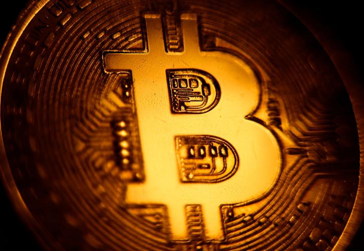 Νέες πιέσεις στο Bitcoin: Προς τα 91.000 δολάρια - Πτώση 3% το 2025