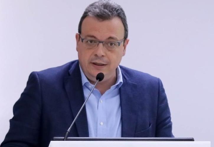 Φάμελλος: Η άμεση κατάθεση πρότασης δυσπιστίας είναι η μόνη απάντηση των προοδευτικών πολιτικών κομμάτων