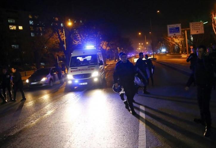 Τουρκία: Τουλάχιστον επτά νεκροί σε σύγκρουση λεωφορείου με δύο φορτηγά