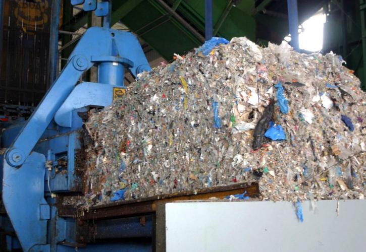 Διαχείριση αποβλήτων: 4,7 εκατ. εργαζόμενοι και πάνω από 43.000 πατέντες το 2023
