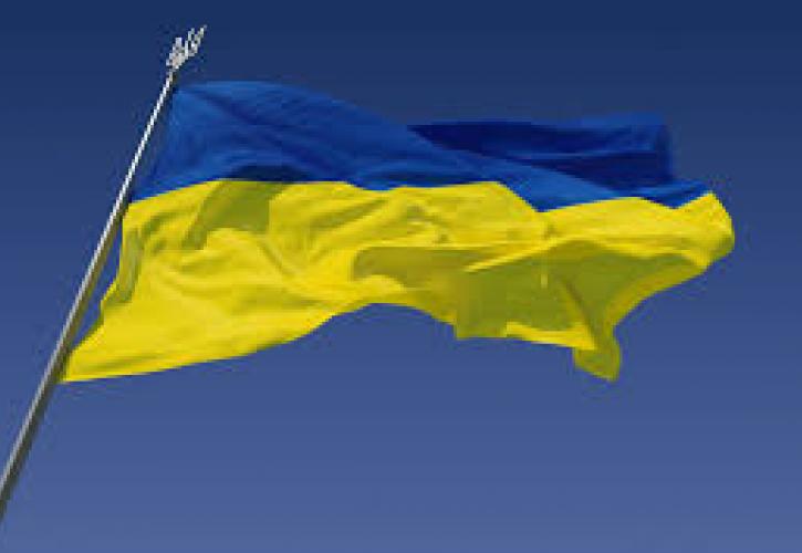 Ουκρανία: Το Κίεβο παραμένει ήρεμο, όμως οι βομβαρδισμοί ανανεώνουν τους φόβους για ρωσική εισβολή