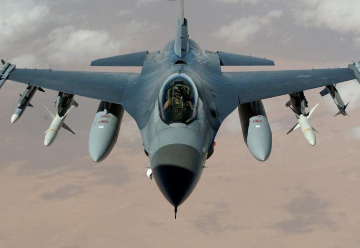 Υπεγράφη η συμφωνία με τη Lockheed Martin για τα F-16