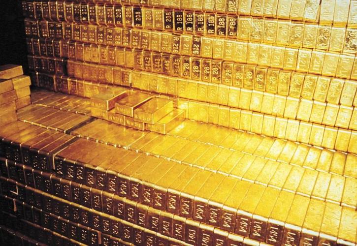 Χρυσός: «Κλείσιμο» στο χαμηλότερο σημείο του από τον Απρίλιο 2020
