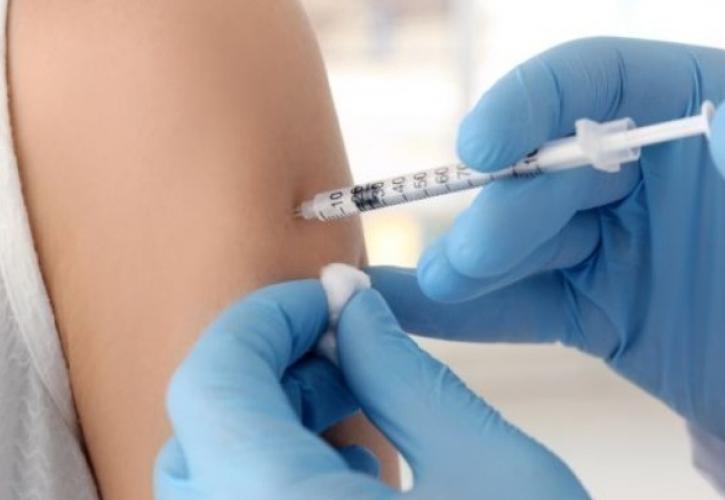 Υποχρεωτικός εμβολιασμός: Υπερψηφίστηκε η τροπολογία