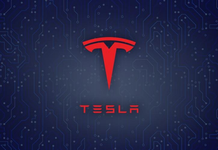 Απόφαση κατά της Tesla: Παράτυπη απόλυση εργαζομένου - Απειλές κατά συνδικαλιστών